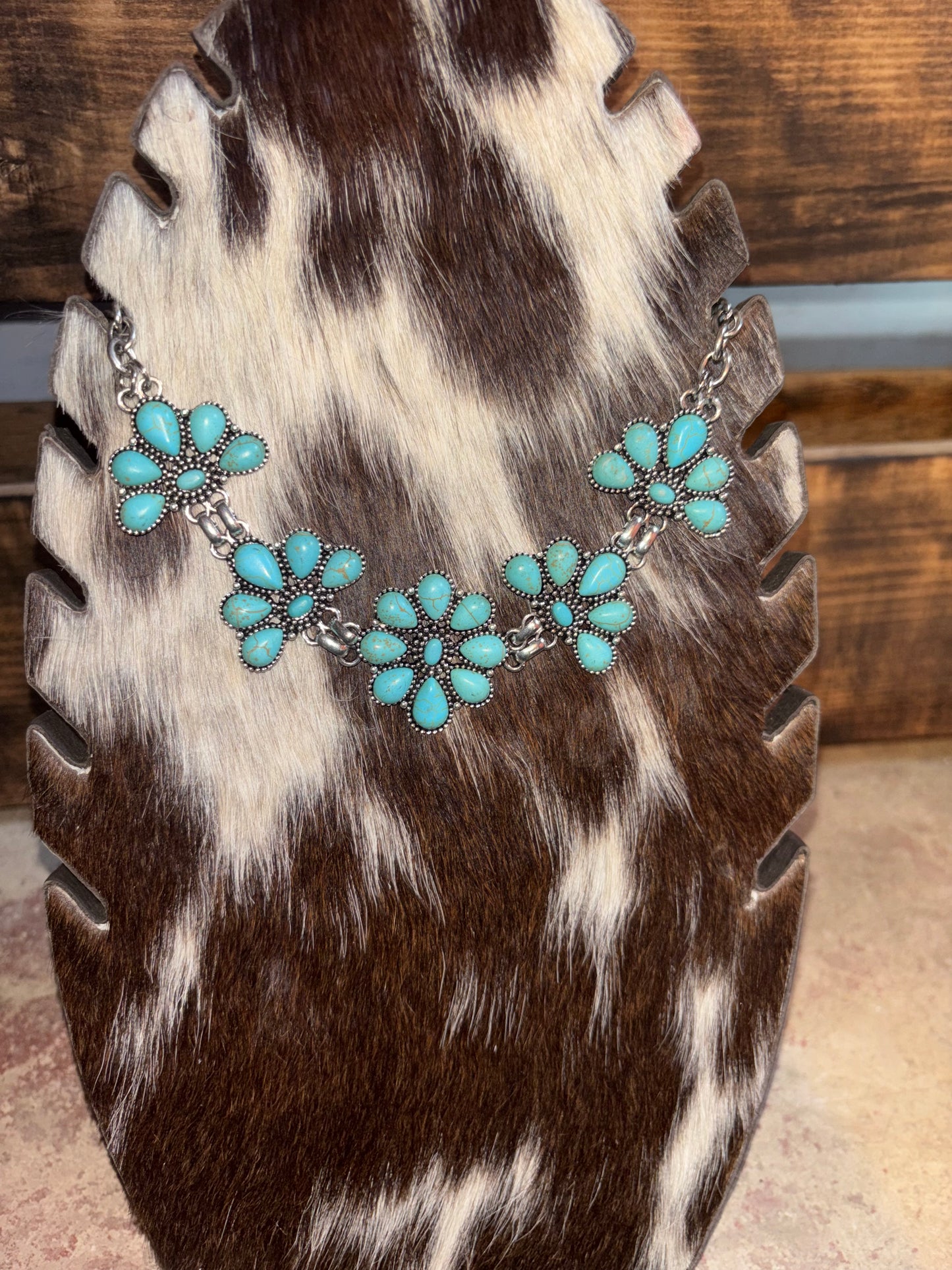 Montana Flower Necklace