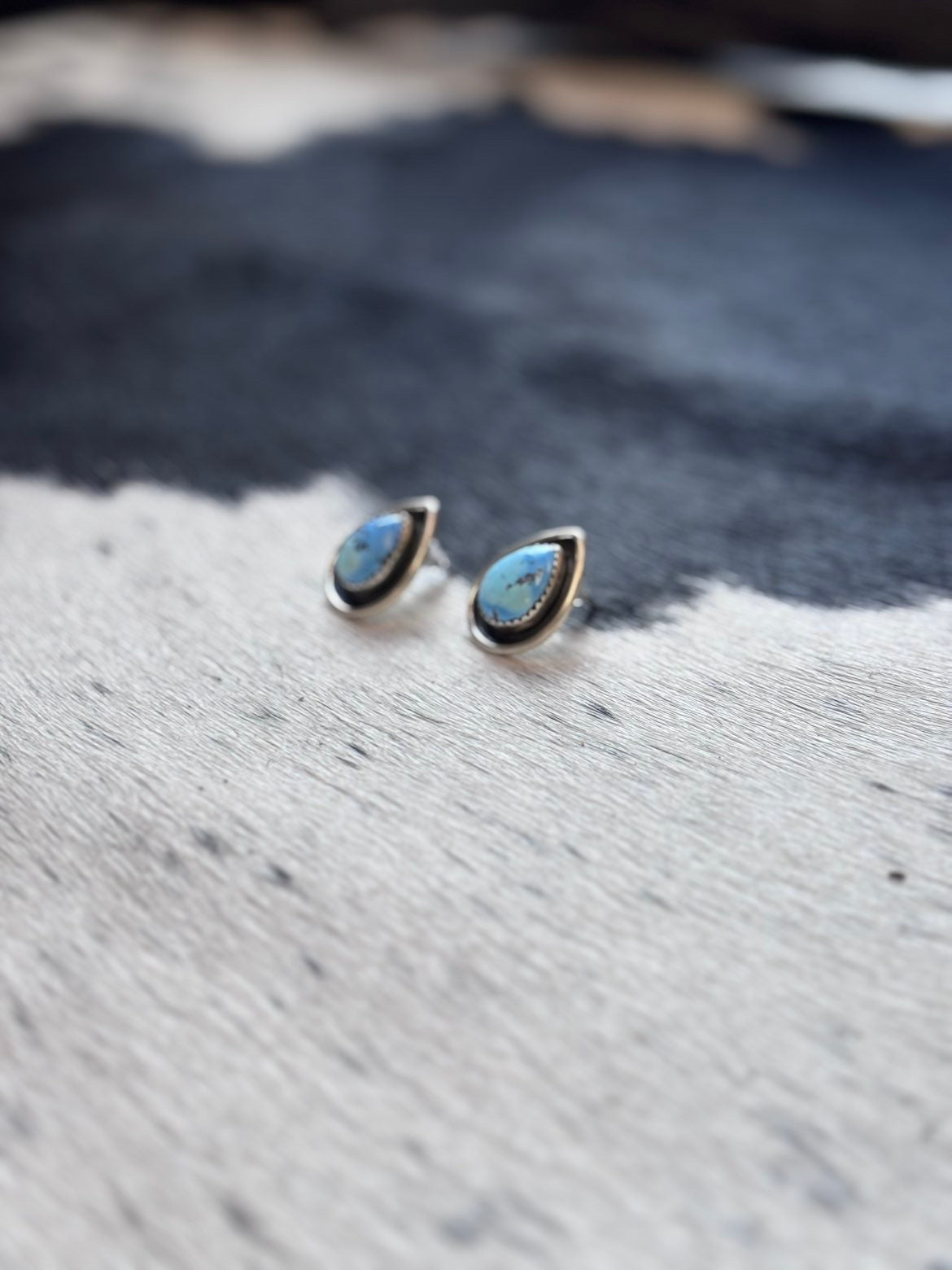 Golden Hills Stud Earring