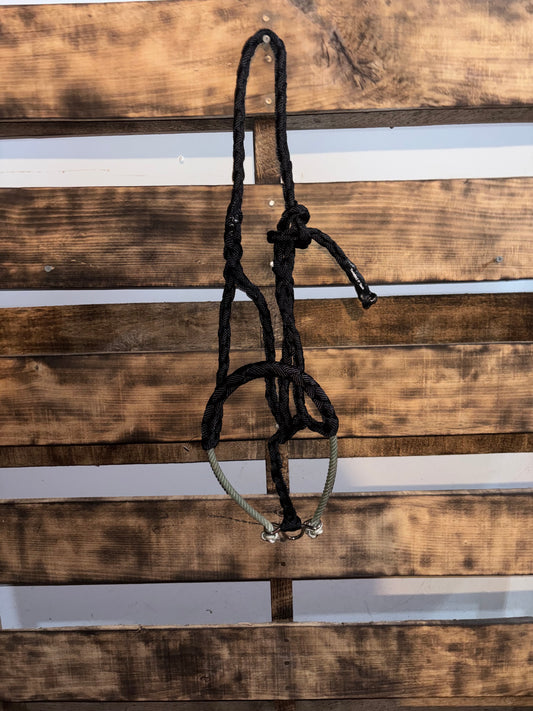 Black Lariat Noseband Halter W/O Lead ripe